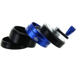 Alternative view of Grinder Amsterdam a Manovella Blu in Alluminio - 4 parti 53mm